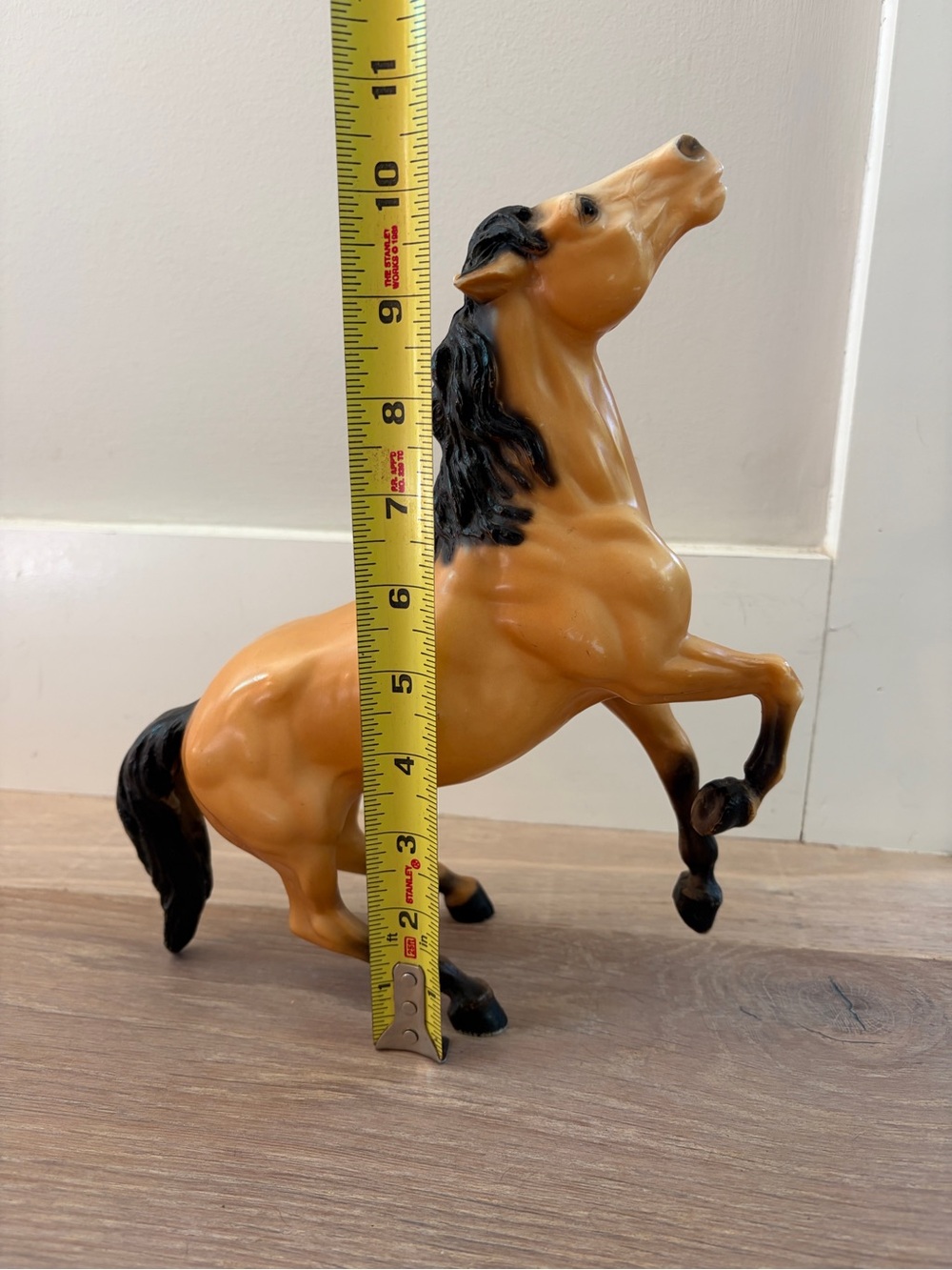 Breyer Traditional #87 Diablo, the Mustang Buckskin Horse vintage rearing up - Picture 7 of 8